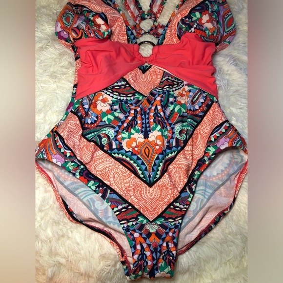 VENUS Women's One Piece Swimsuit - Multicolor Pattern - Picture 5 of 16